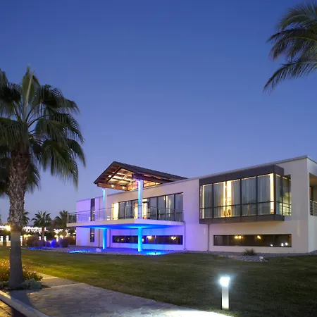 Neptune Luxury Resort-3