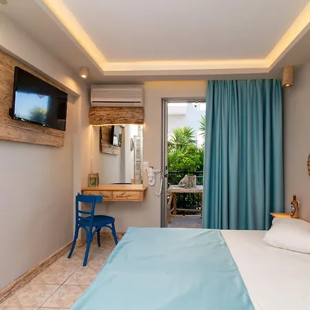 Iniohos Zante Hotel & Suites-3