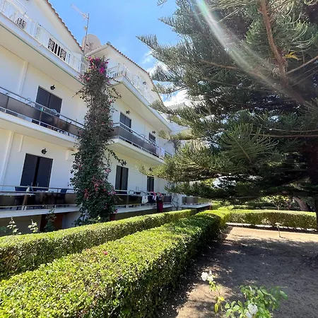 Pettas Apartments-2