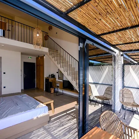 Elies Aesthetic Living-3