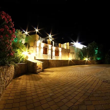 Skiathos Island Suites-3