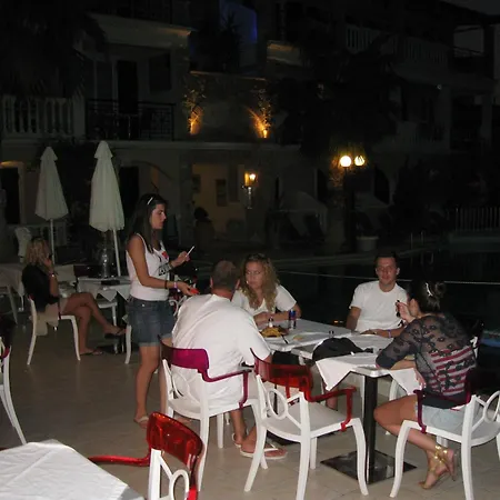 Zante Plaza Hotel & Apartments-2