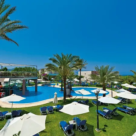 Selini Suites & Waterpark-2