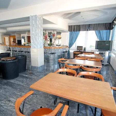 Zeus Hotel-2