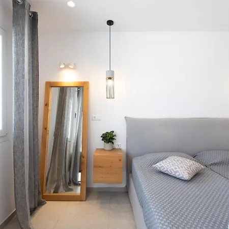 Agia Anna Beachfront Boutique-2