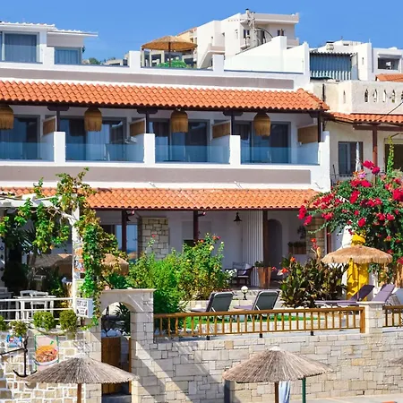 Laia Seafront Luxury Apartments-3