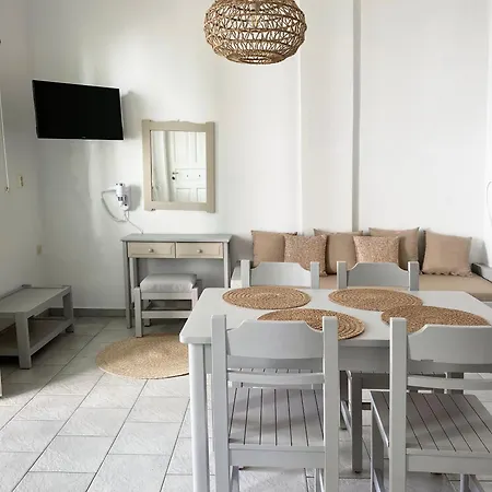 Agnadi Syros Beachfront Studios & Rooms-3