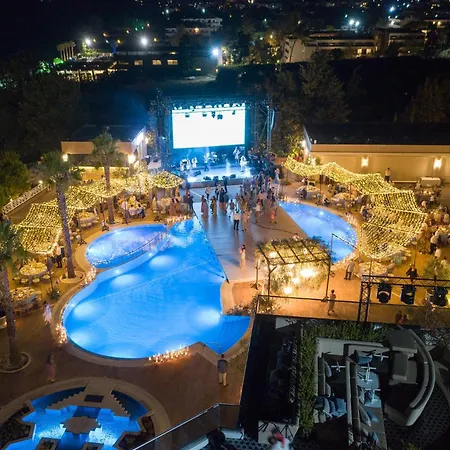 Pomegranate Wellness Spa Hotel-3