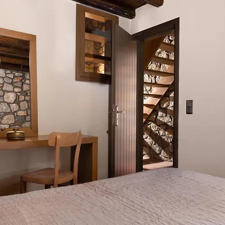 Stone Luxury Suites - Adults Only-3