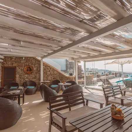 Villa Konstantin Rooms & Suites-3