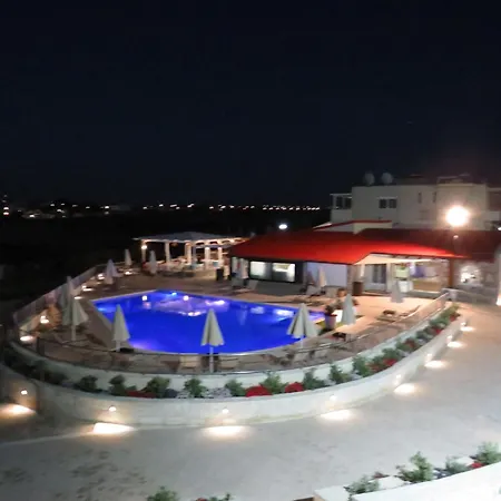 Blue Beach Villas Apartments-3