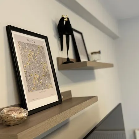 Modern Luxury Suite-3