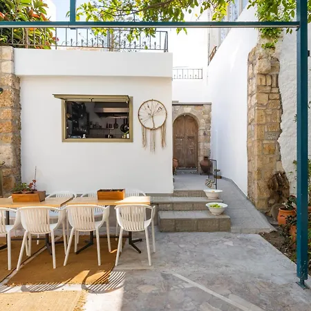Lefka Hotel & Apartments-2