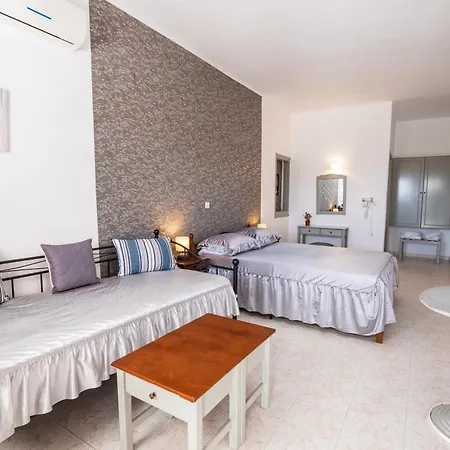 Perama Hotel, Karpathos-3