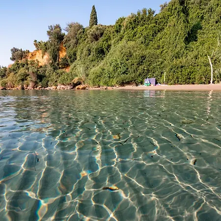 Colonides Retreat Sea & Silence-2