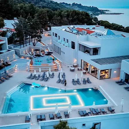 Mythical Coast Wellness Retreat-2