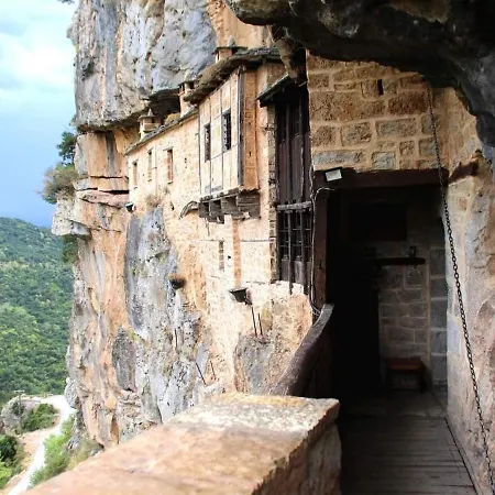 Traditional Guesthouse Marousio-3