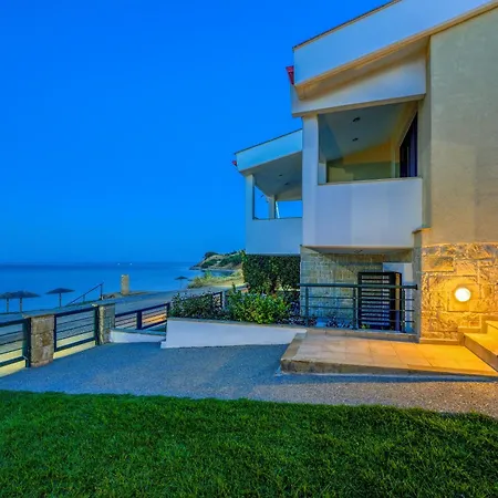 Elpiniki Luxury Apartments-3
