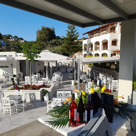 Hotel Marina-2