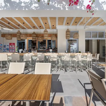 Mythos Suites Hotel-2