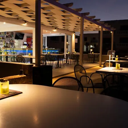 Bouradanis Art Hotel-2