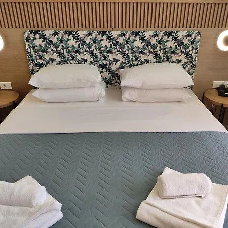 Alea Hotel & Suites-3