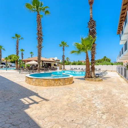 Blue Palm Hotel-3
