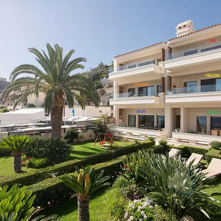 Diamanti Residence Beachfront Blue Apt-Ligaria-2