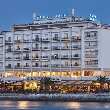 Lucy Hotel-2