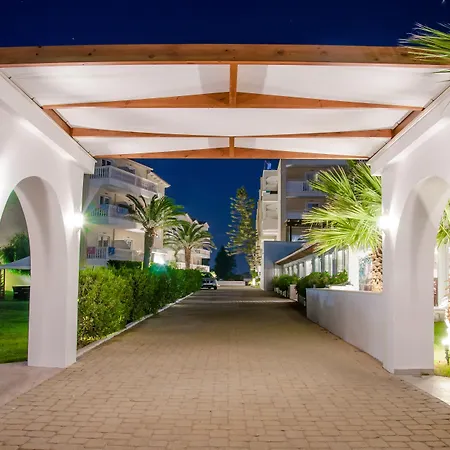 Galaxy Beach Resort BW Premier Collection-2