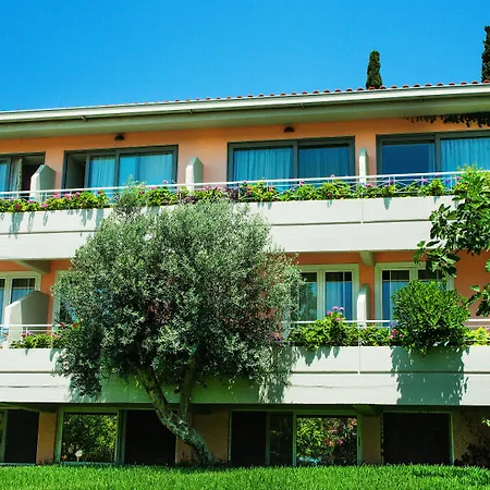 Miramare-2