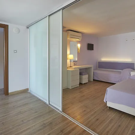 Triton Boutique Hotel-2