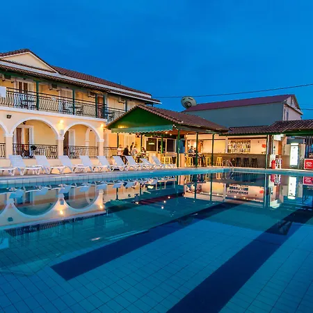 Perkes Hotel Complex (Adults Only)-3