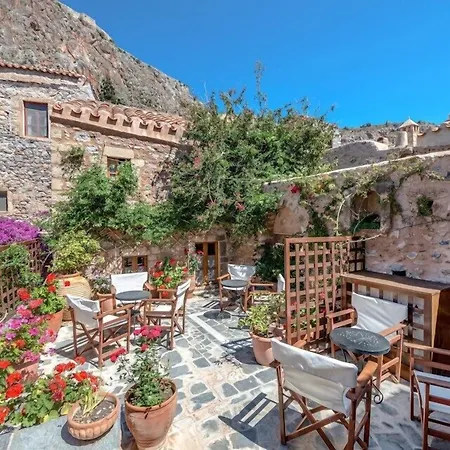 Malvasia Traditional Hotel-2