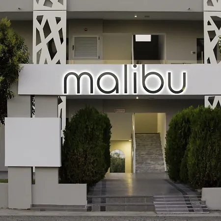 Malibu Studios & Bungalows-3
