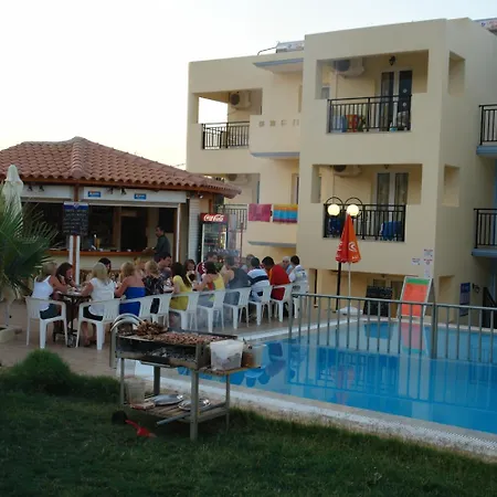 Sunshine Studios & Apartments-2