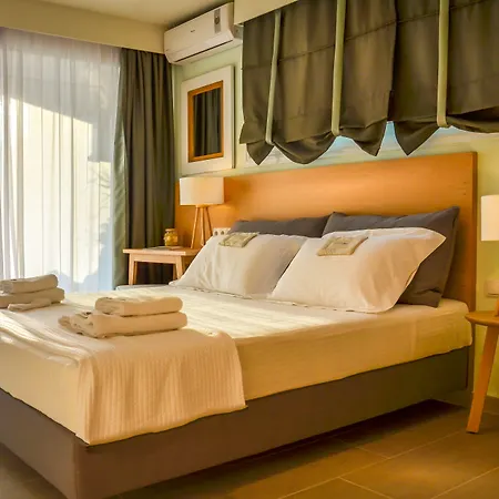 Aelia Villa-2