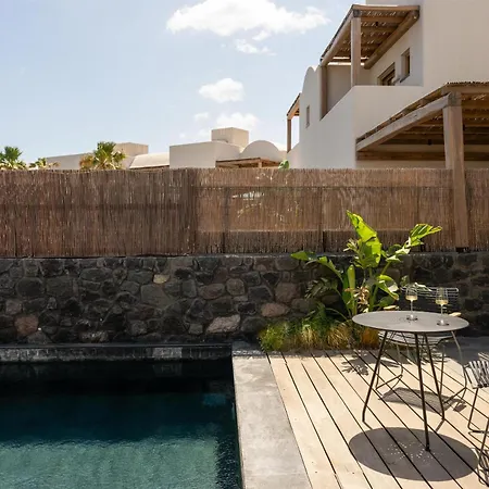 Radisson Blu Zaffron Resort, Santorini (Adults Only)-2