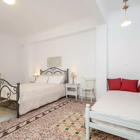 Naxos Center Houses-2