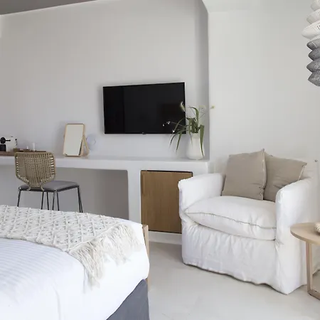 Adorno Beach Hotel And Suites-3