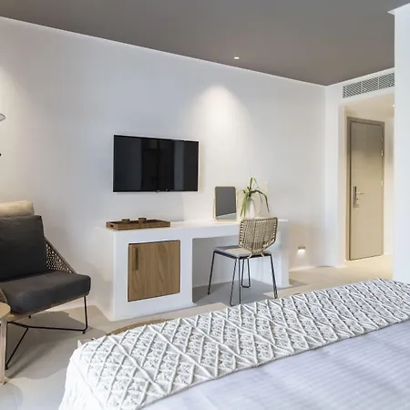 Adorno Beach Hotel And Suites-3