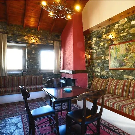 Rouga Mountain Chalets & Suites-2