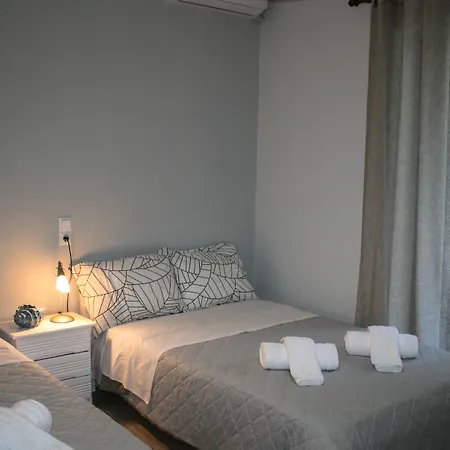 Skourtis Apartments-2