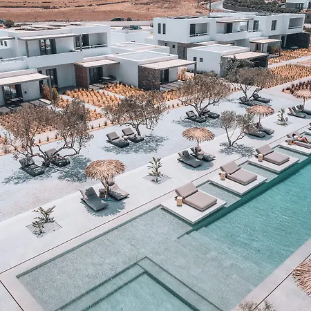 Cove Paros-2