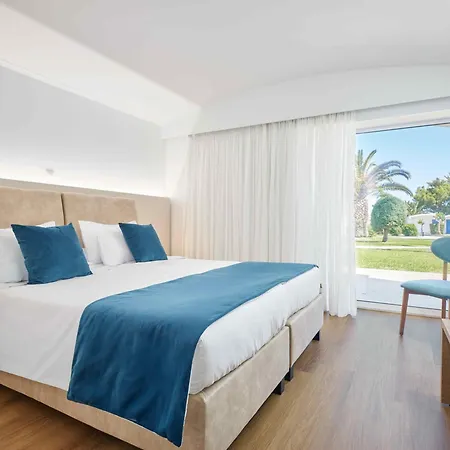 Comer Kinetta Beach-3