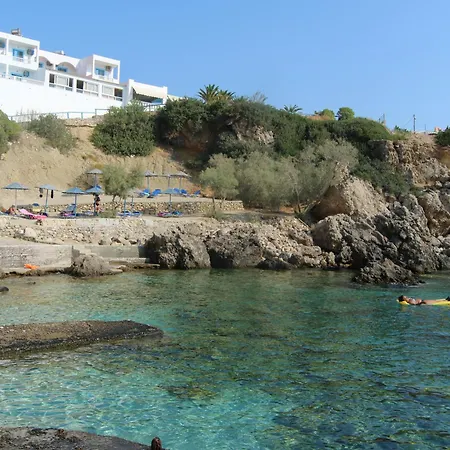 Castelia Bay Hotel-3