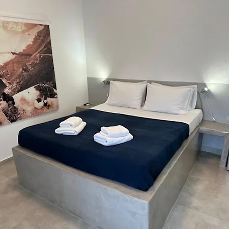 Corrado Caldera Apartments-2