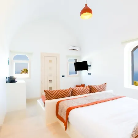Luna Santorini Suites-2
