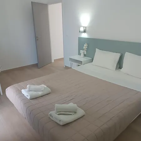 Aestas Apartments-2