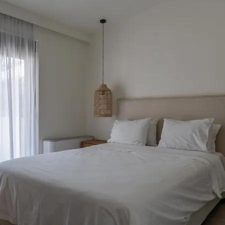 Pnoe - Feel At Home-3